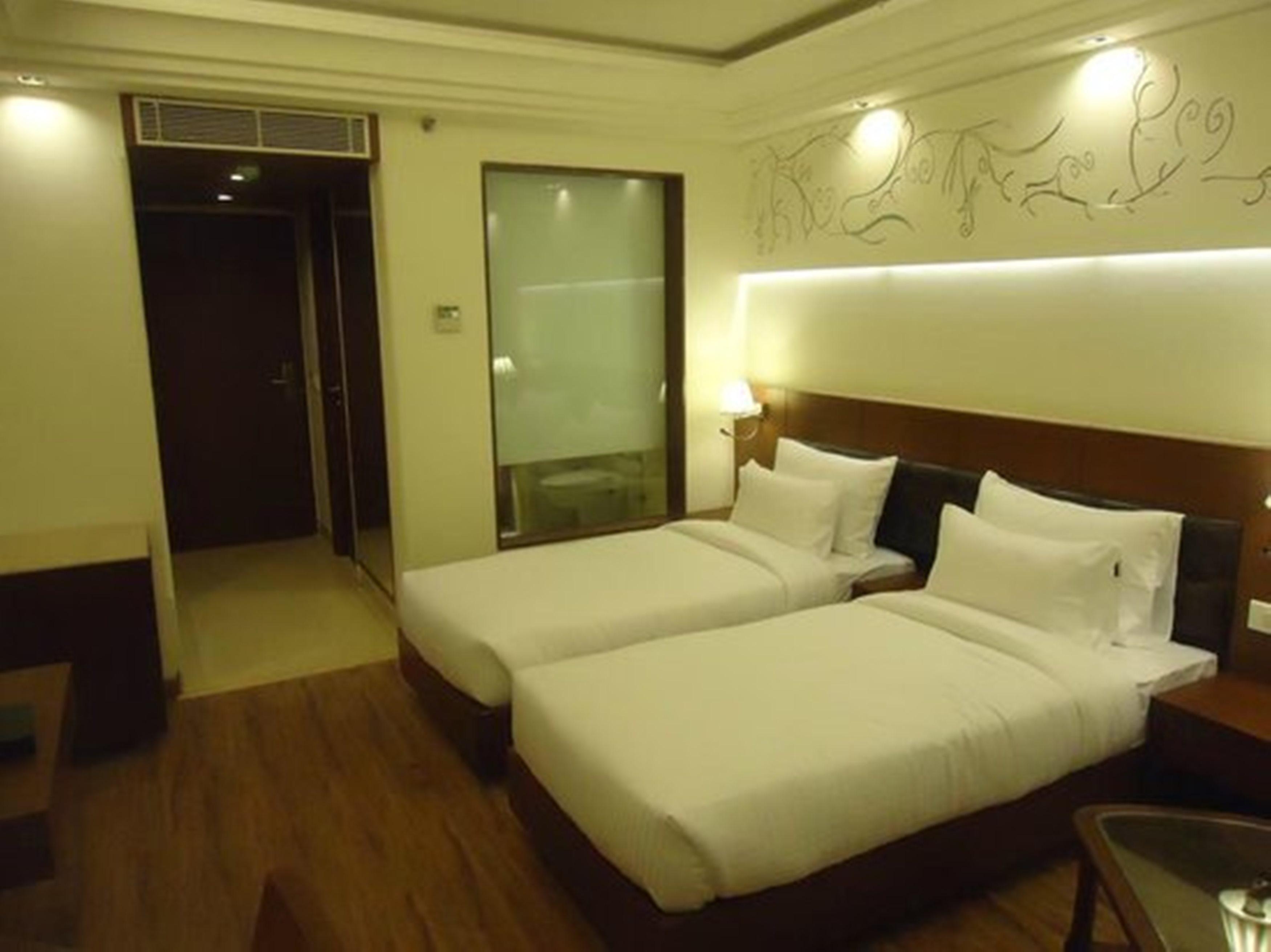 Hotel Regent Grand Nuova Delhi Esterno foto