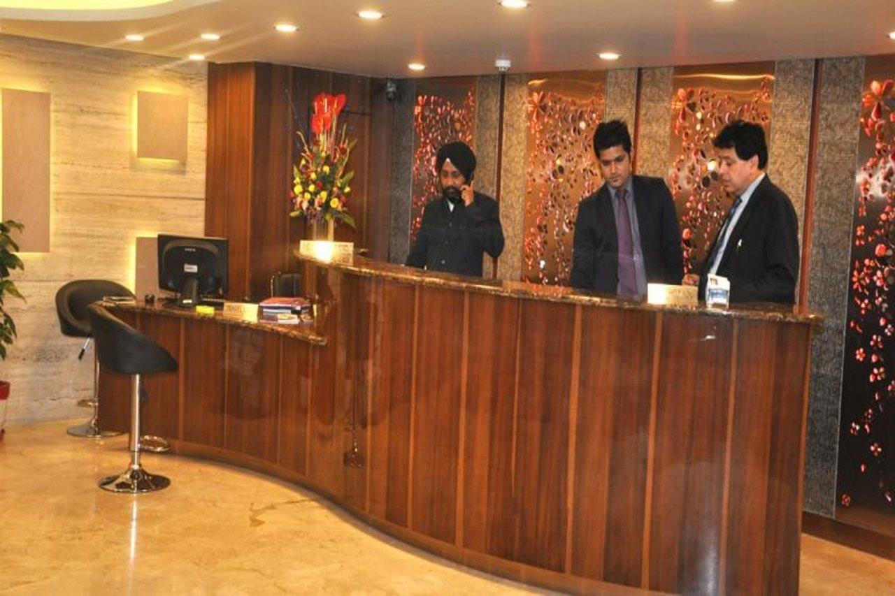 Hotel Regent Grand Nuova Delhi Esterno foto