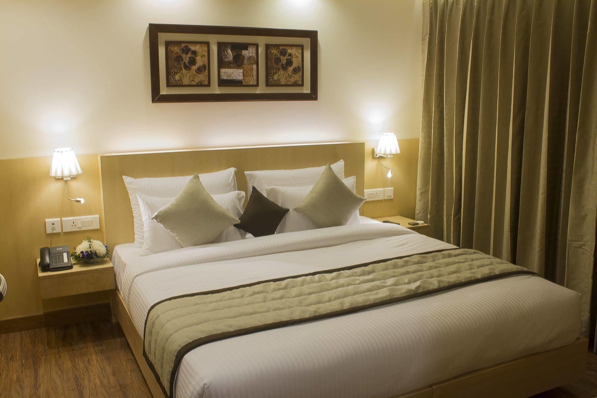 Hotel Regent Grand Nuova Delhi Esterno foto