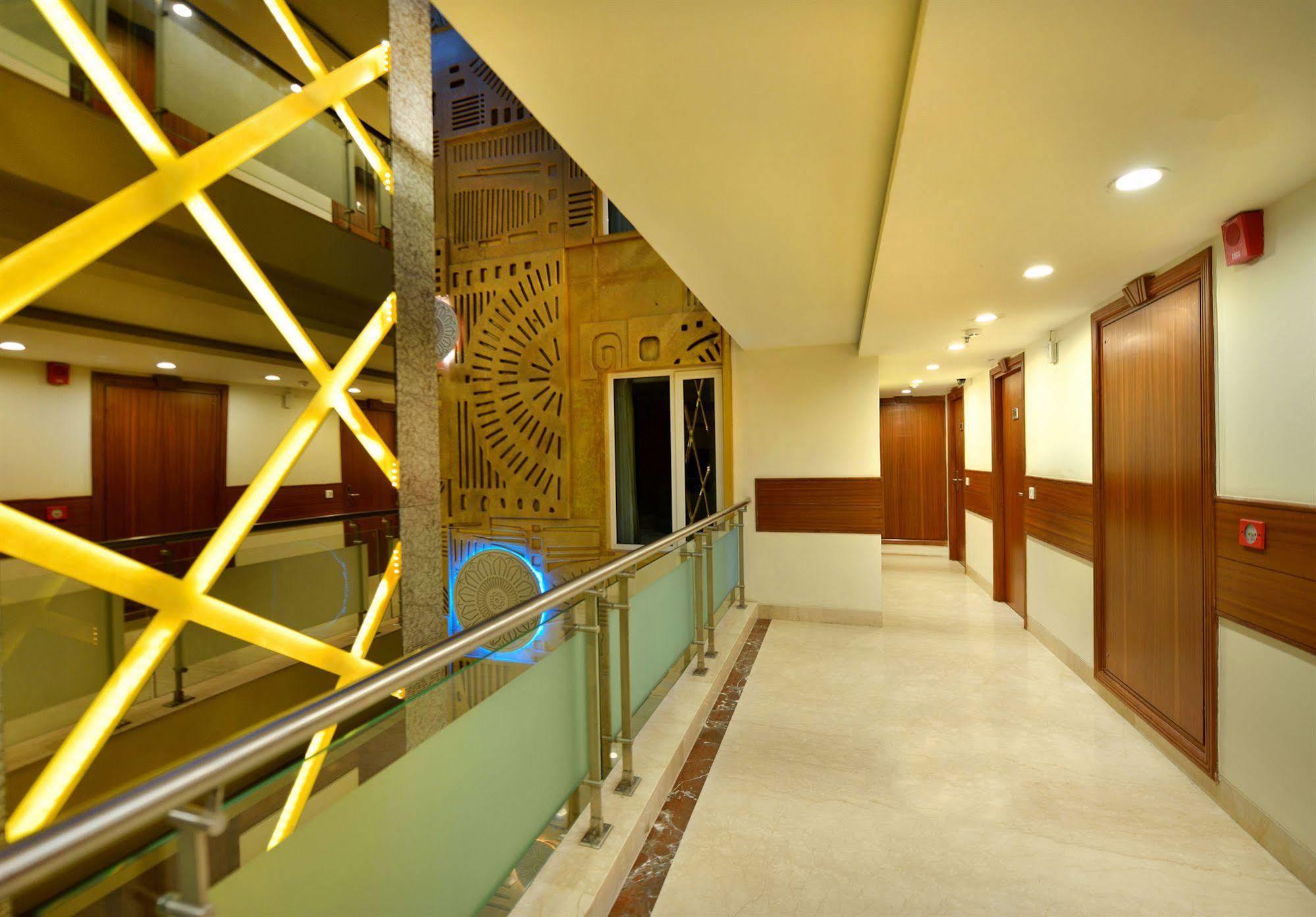 Hotel Regent Grand Nuova Delhi Esterno foto