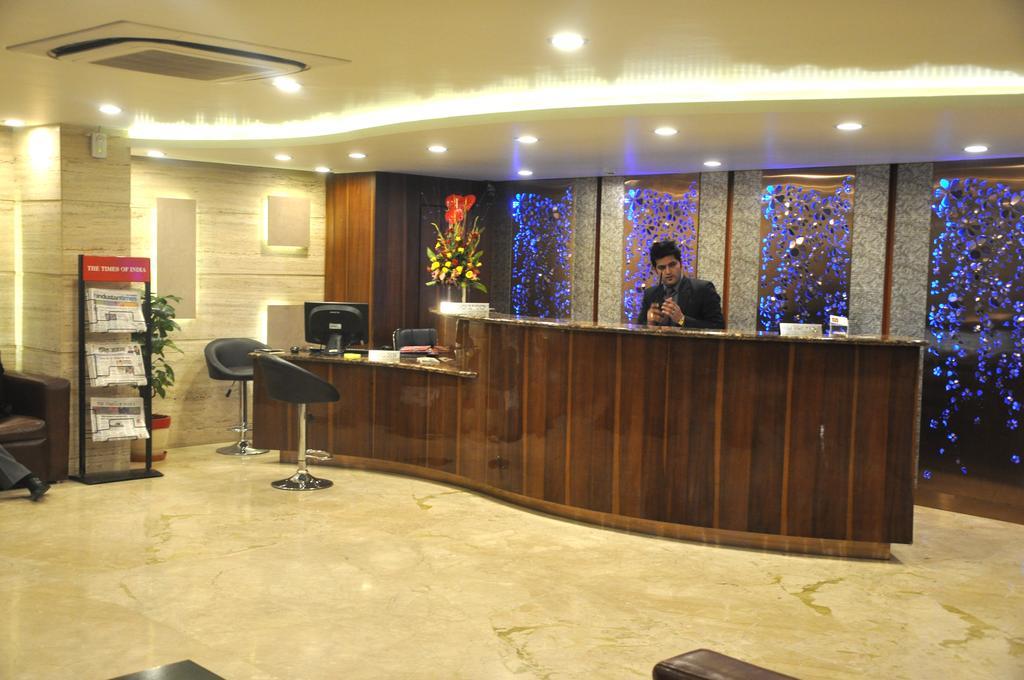 Hotel Regent Grand Nuova Delhi Esterno foto